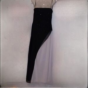 - B Smart black and white strapless Dress Junior's Size 7